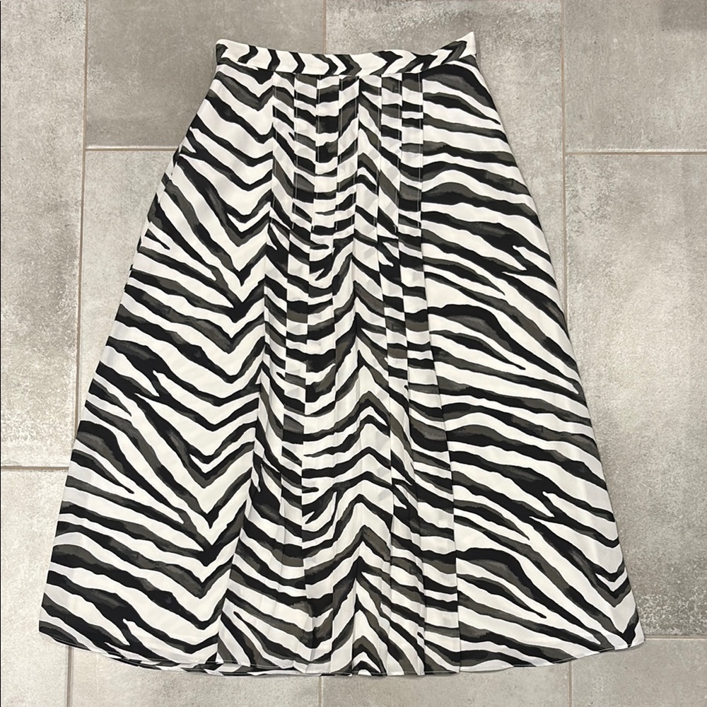 Banana Republic Zebra Print A-Line Skirt Size 0